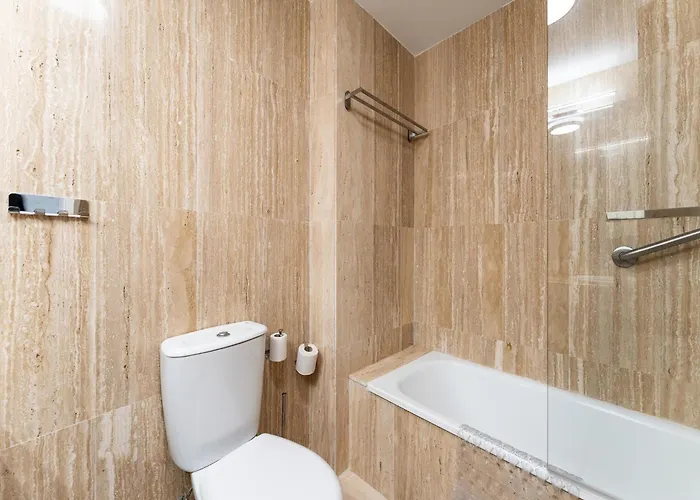 In Elviria With Terrace, Apartman