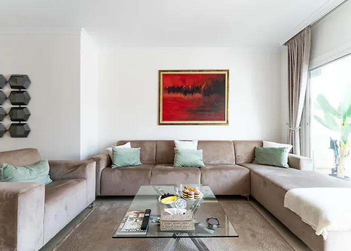 In Elviria With Terrace, Appartement